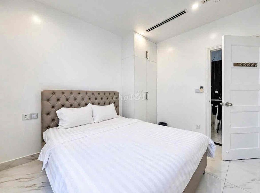 Two bedrooms, Full Seven, Nguyễn Văn Thủ, Tân Định, District 1