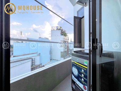 Opening a high-end apartment near the University of Culturals - three-man accounts.