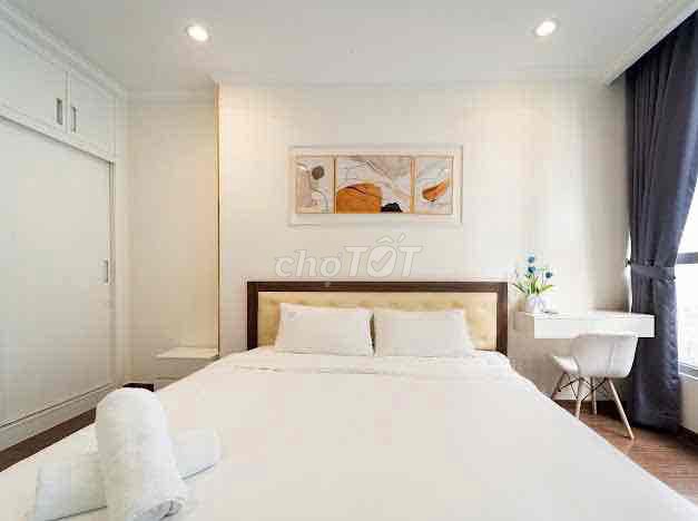 Rent a full bedroom - Vinhomes Central Park.