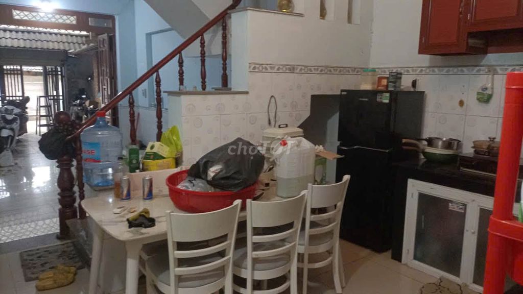 Rent three bedrooms.