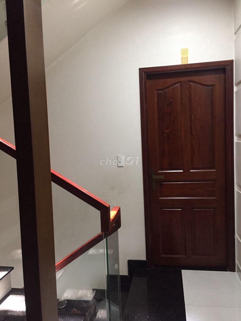 Full interior of a nice 4 x 20-foot firehouse 5-story bedroom 6 toilets near the skin market