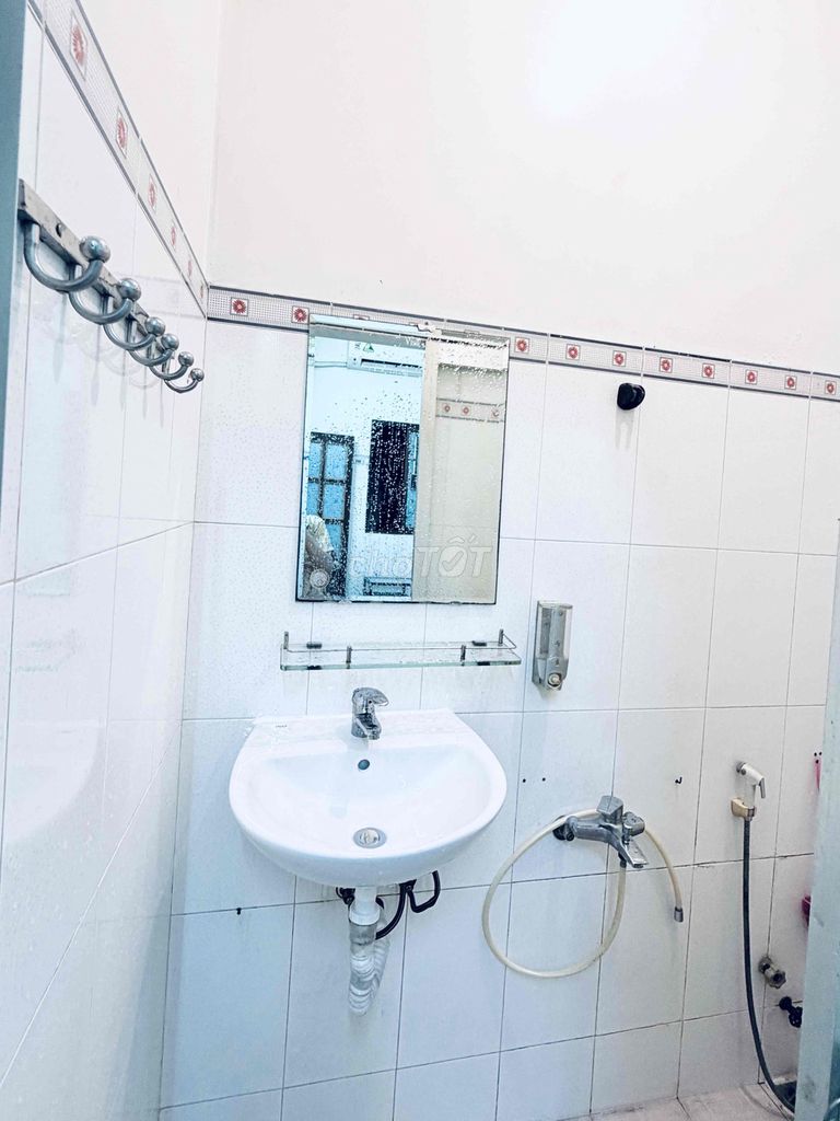 The Third District Inn has its own private bathroom.