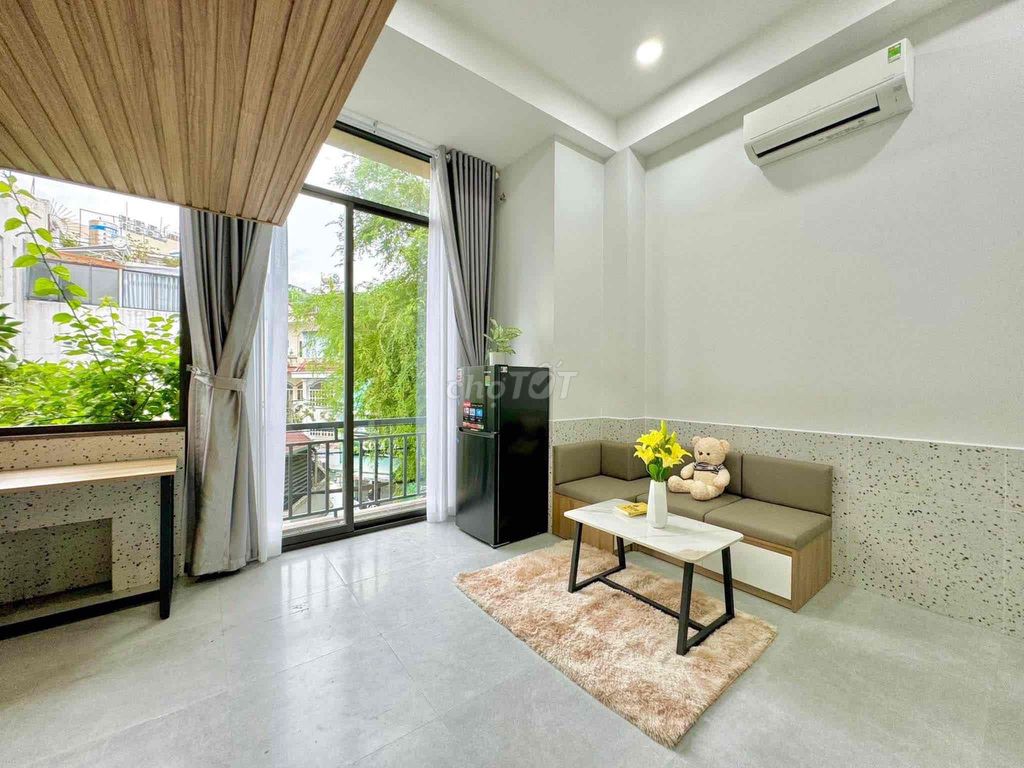 - Just built right near the university village - Lê Văn Việt super clear interior