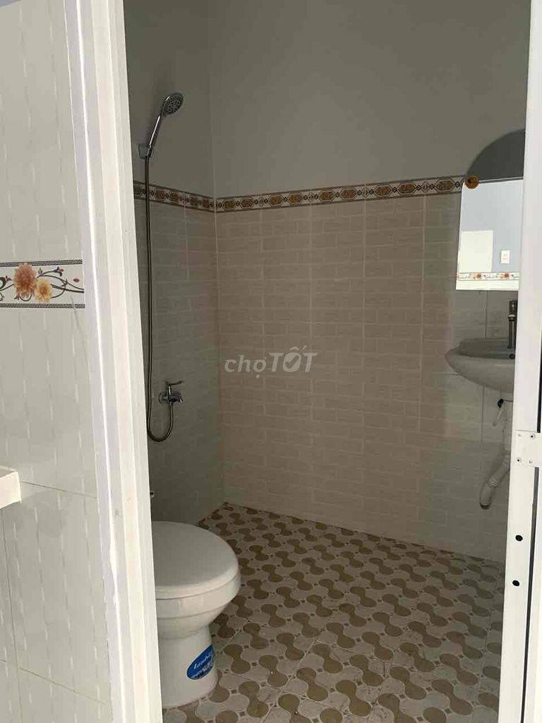 Rent the Thủ Đức County Inn.