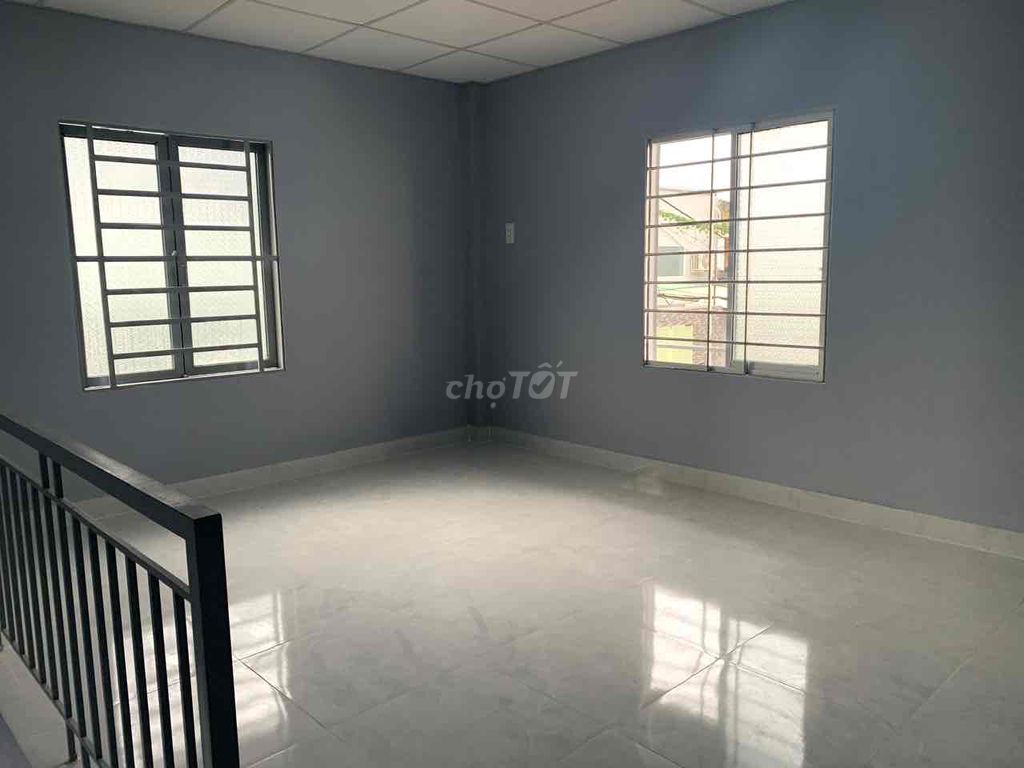 Rent the Thủ Đức County Inn.