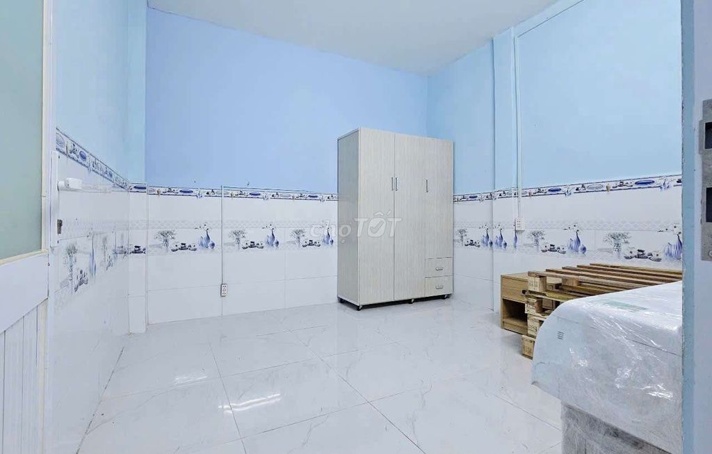 4 bedrooms - full interior - Trần Quang Diệu District 3 - only 10 million a month
