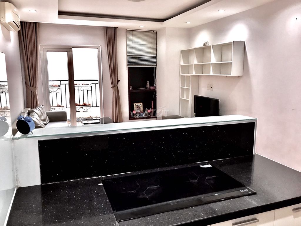 share 1 large apartment room - just 5.5 million.