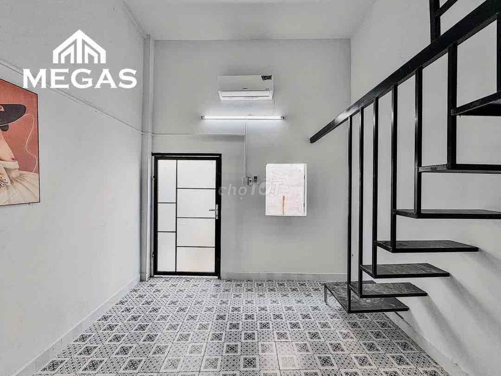 The new Duplex is 100% built, right, Lê Văn Việt, Wong Nam, the Great Village.