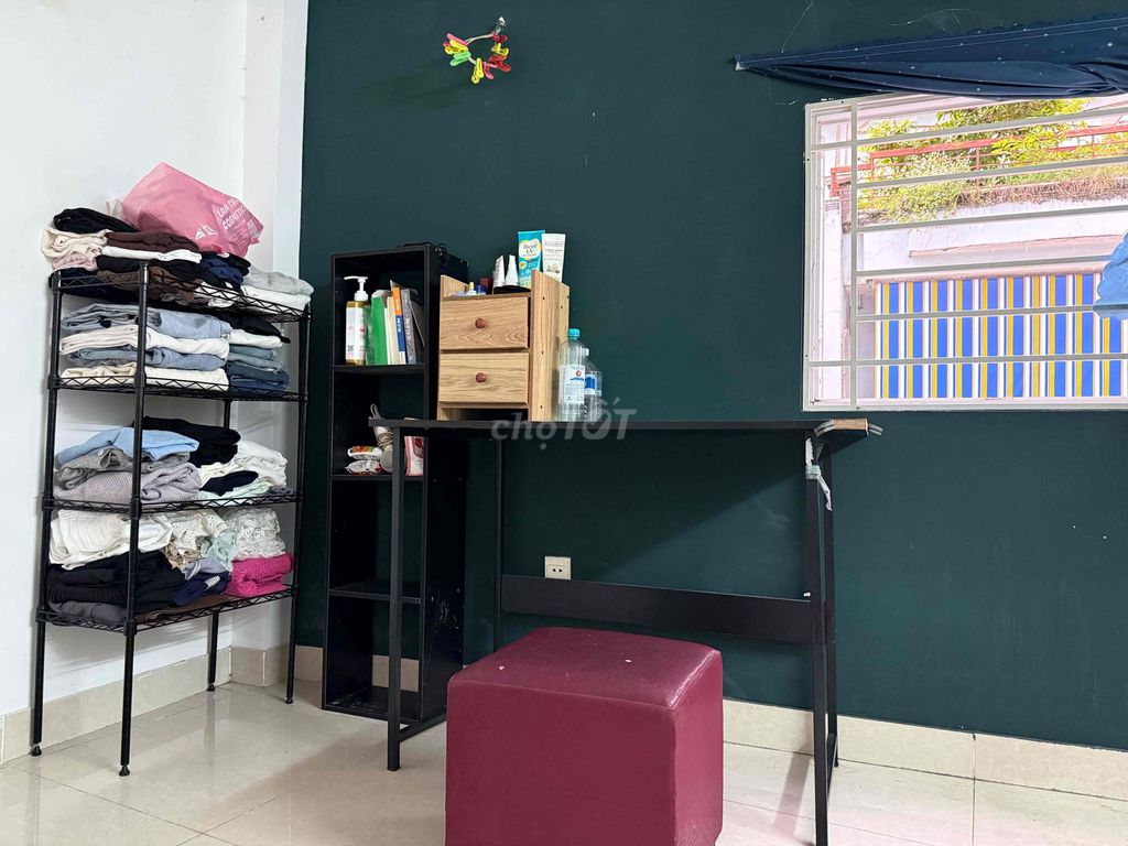 Rent a cheap room at the center of Phú Nhuận.