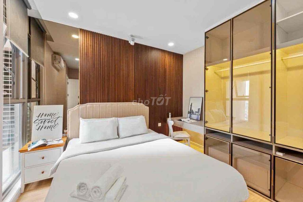 Two bedrooms, two bedrooms.
