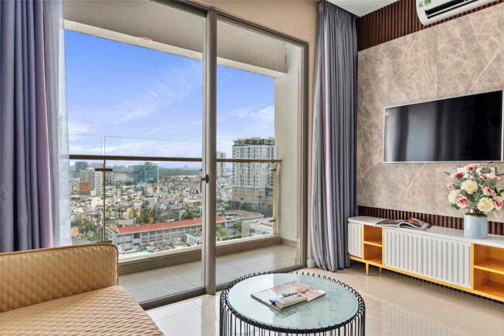 Two bedrooms, two bedrooms.