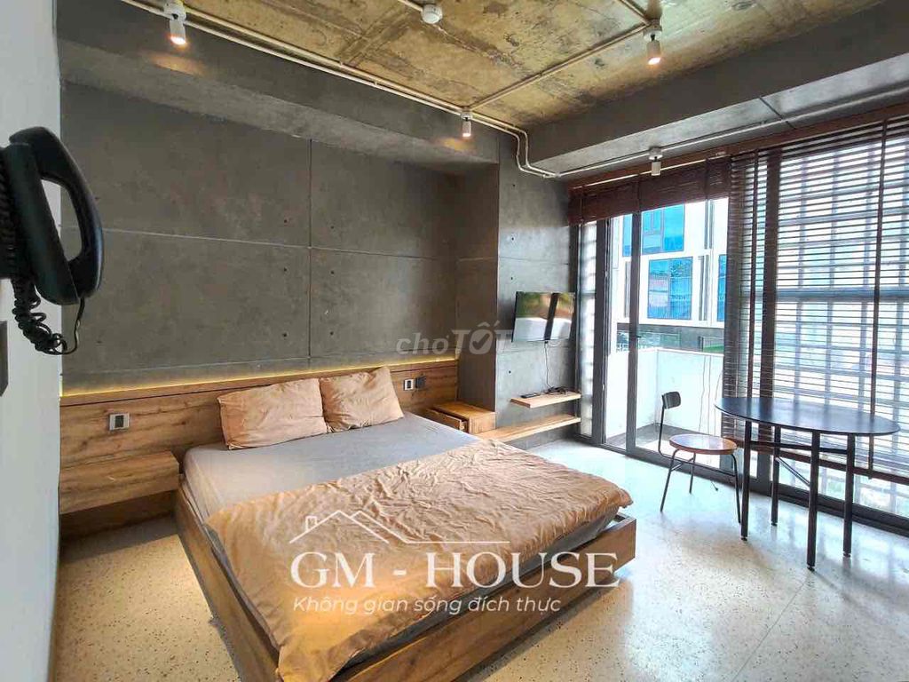 High-class apartment, swimming pool, border protection, 24 hours, close to four green rows.