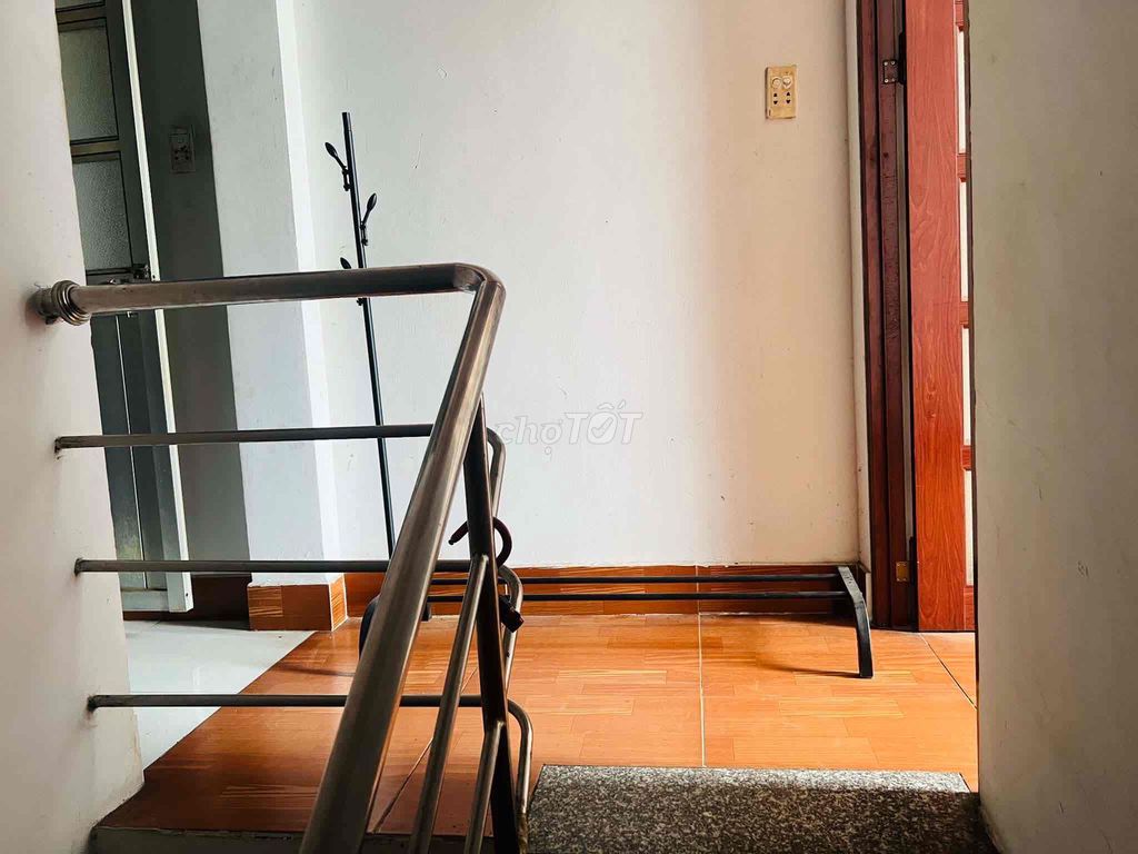 Rent room two.