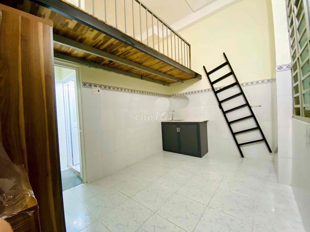 Rent a room with Nguyễn Thái Sơn Platinum. 3.5 million