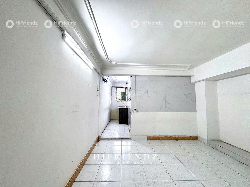 Trần Hưng Đạo District 5 01000 Room wide cutters - open windows
