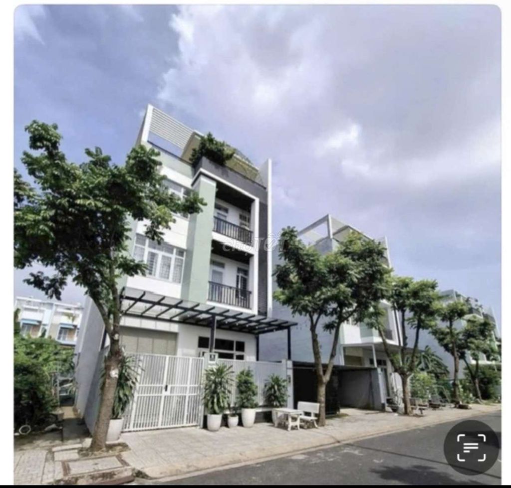 Rent an E.K.A. Street, Tp Thủ Đức - elevator, full interior