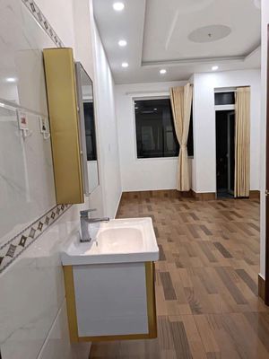 Rent a Homrich apartment room.
