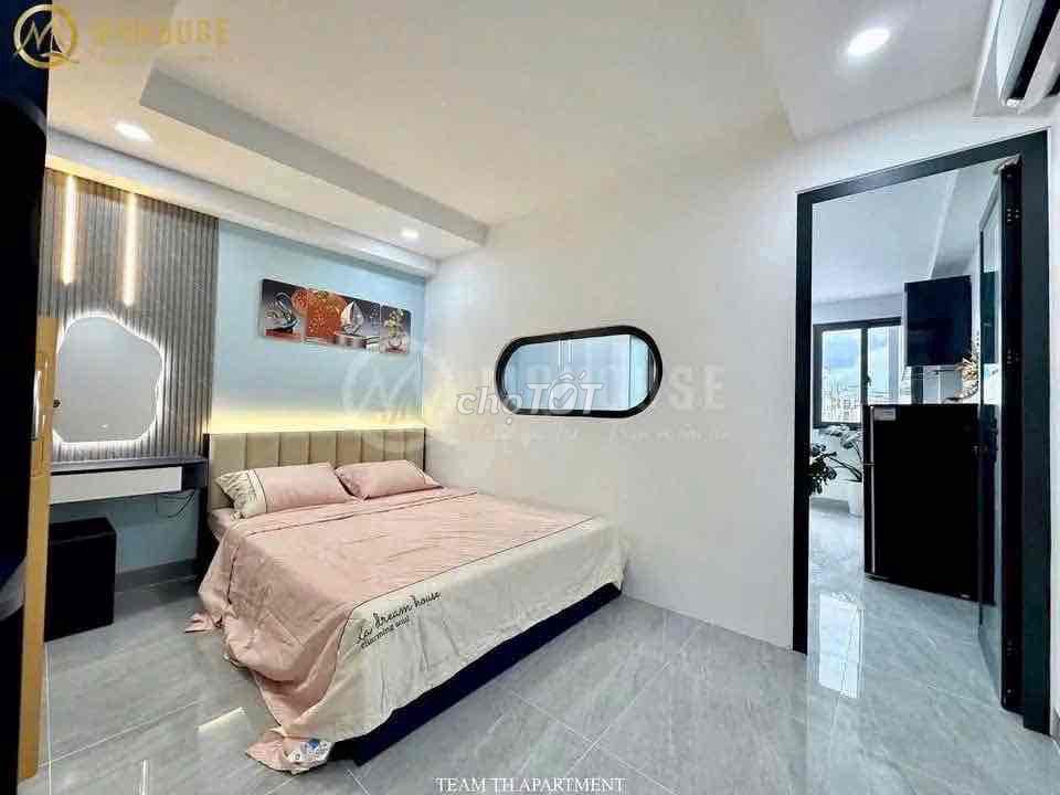 Clear the studio. Full interior. Bùi Văn Ngữ, right away.