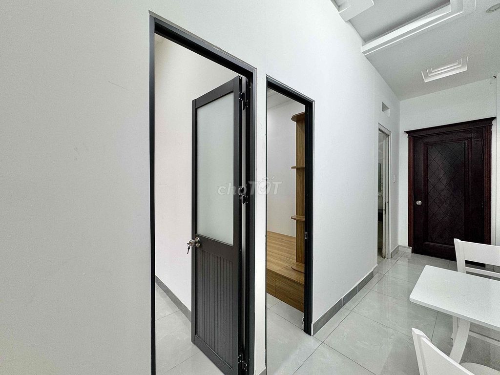 Rent two public windows on Phan Huy Ích Gò Vấp