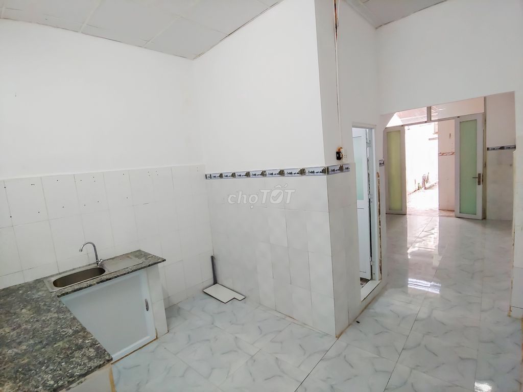 Two bedrooms, one ground, two toilets, one kitchen. Bình Thạnh, hcm