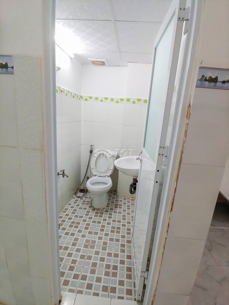 Two bedrooms, one ground, two toilets, one kitchen. Bình Thạnh, hcm