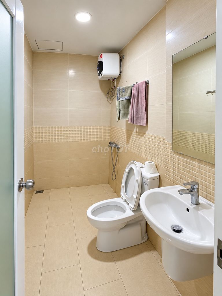 Rent apartment oriental plaza – 3 bedrooms - 106 M2 – ntb - 14 million