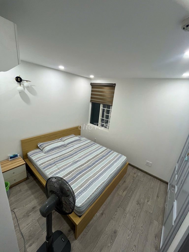 His residence is clear. View Thảo Điền 4 bedrooms. Three toilets, area of use.