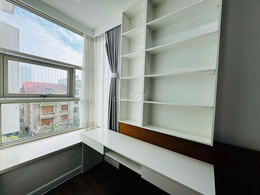Hot stuff! 2 bedrooms 100 M2 lcasa rents 13 million a month.