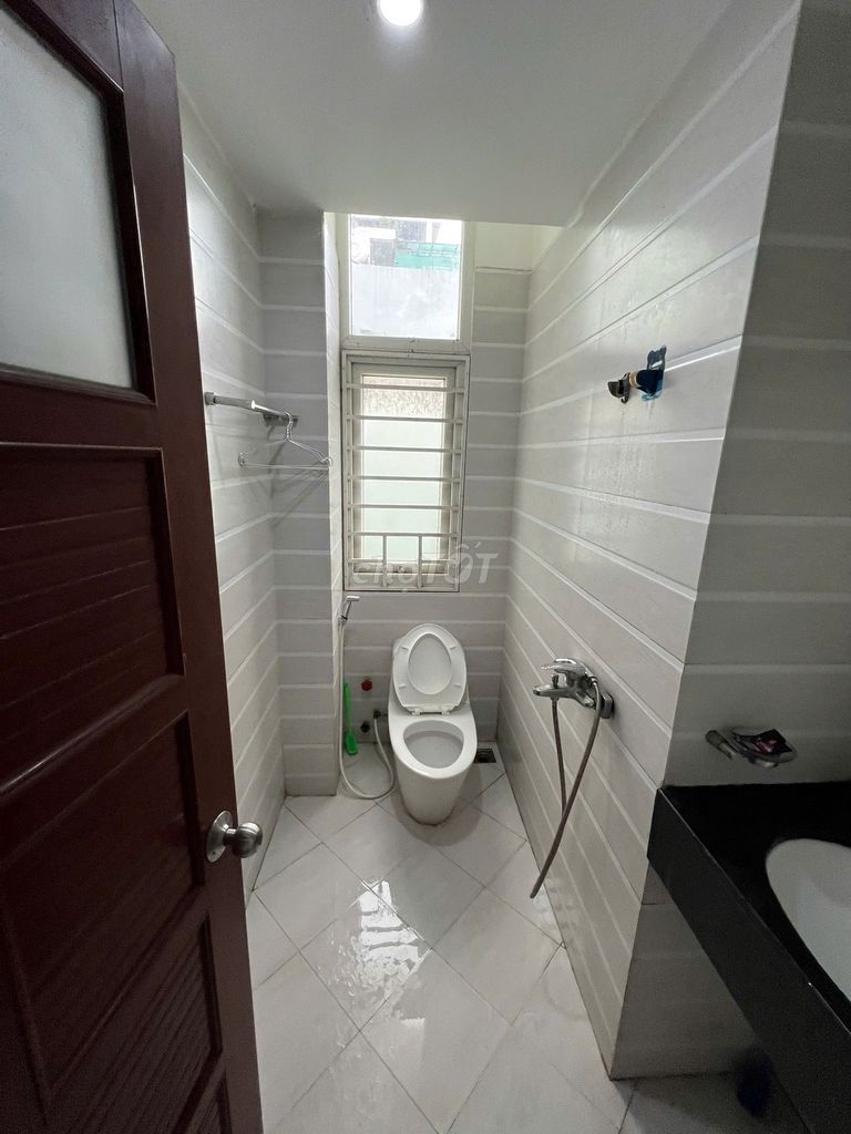 Room 1014/68 Cách Mạng Tháng 8
