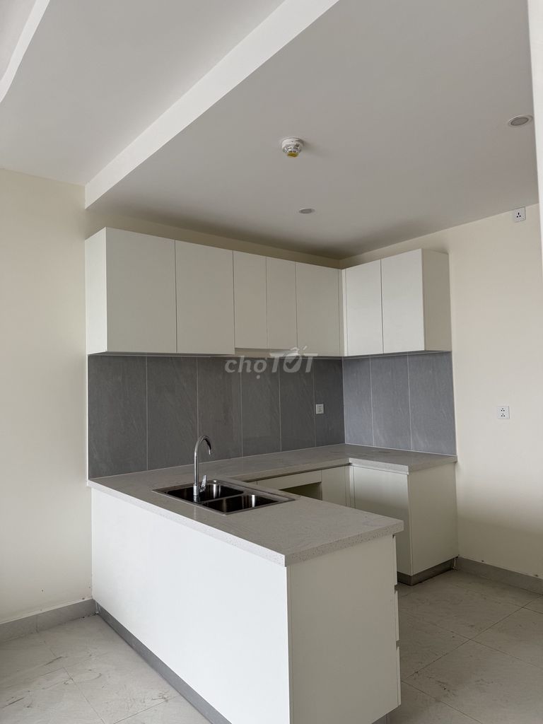 Rent the apartment Aurora Residence 68 m.2 bedrooms, 2 bathrooms, 2 open views.