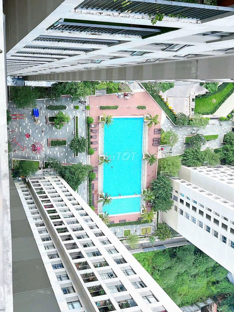 A Masteri Thảo Điền bedroom for rent.