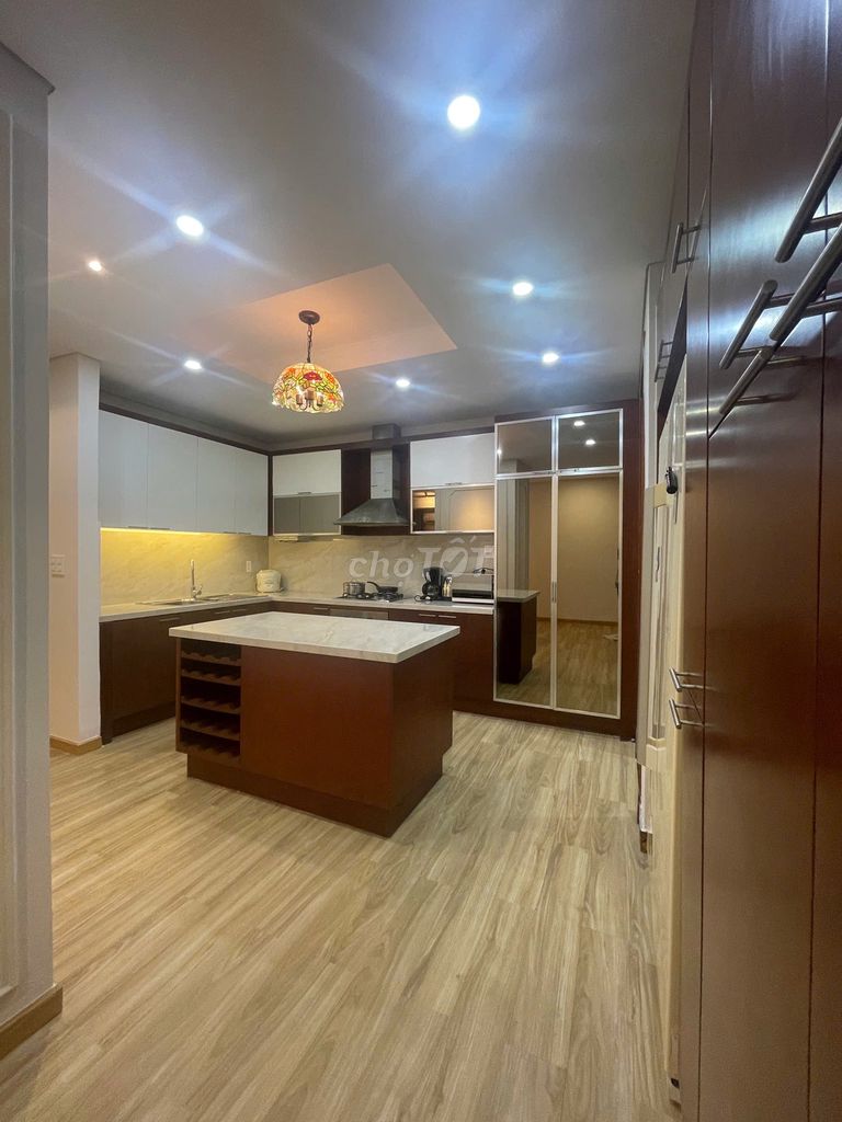 3 The Beautiful Bedroom
