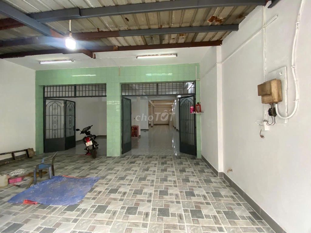 Renthouse 7 x25 meters.1 floor. 8 m. Bình Long.g.g.:21 million.