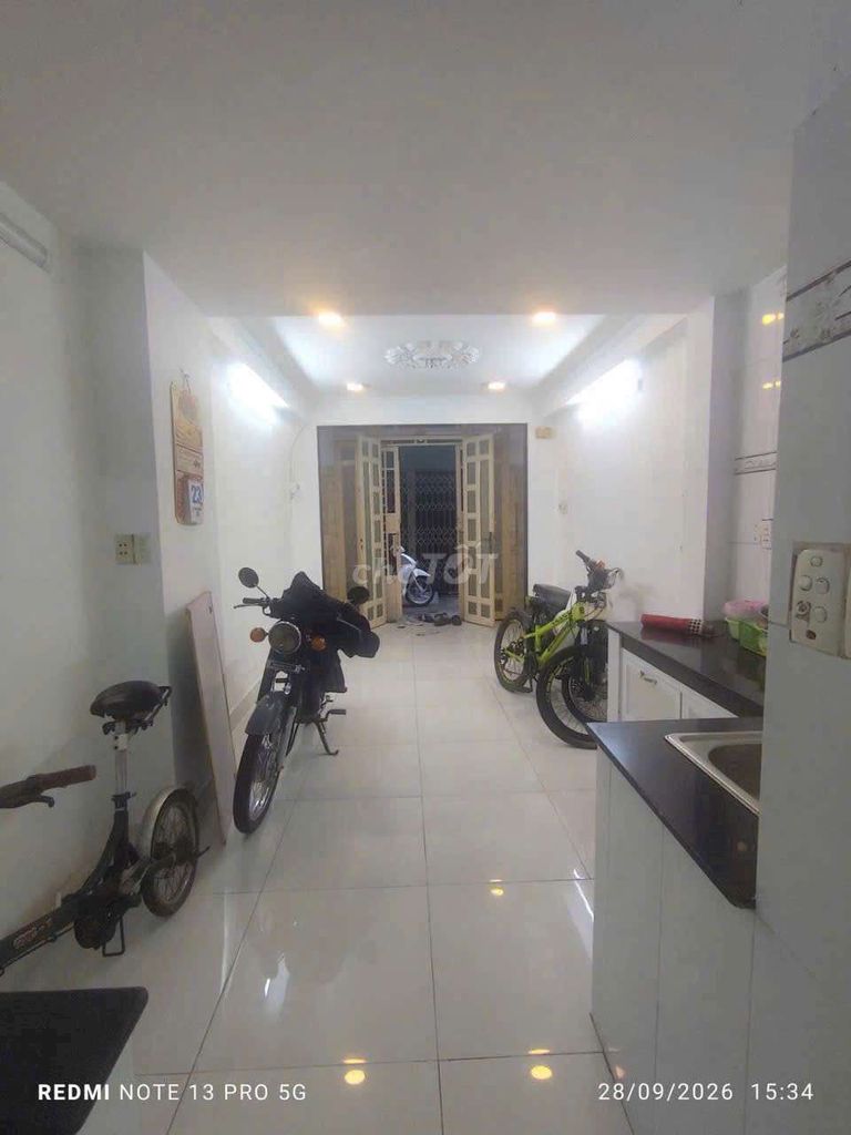 Rent Nguyễn Tiểu La District 10
