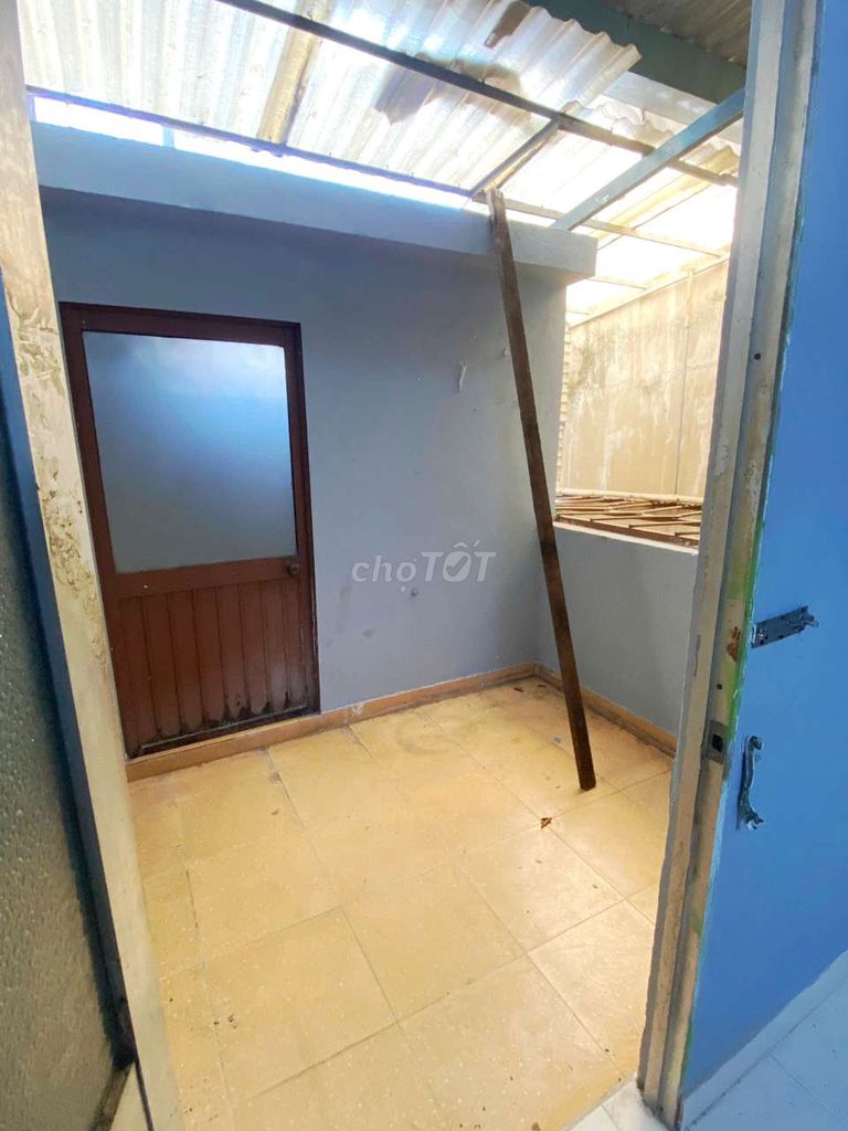 Âu Cơ. Tân Phú (2 bedroom, 2 toilets). area using 200 m2