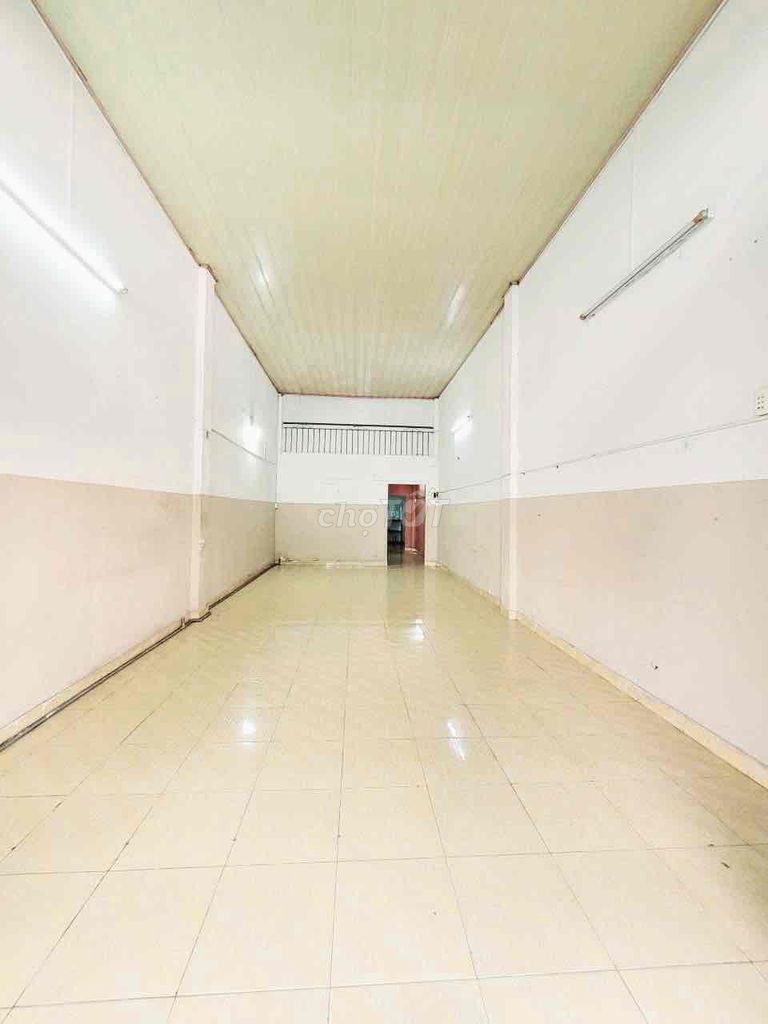 The 1 0 M Tân Hương street - 4 x 20 meters - 2 bedrooms - cheap