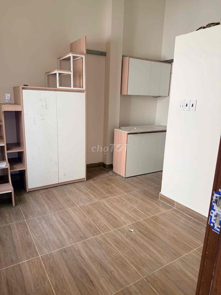 The new house is now in completion at Hàng Tre in the district of 9 near the home of District 9.