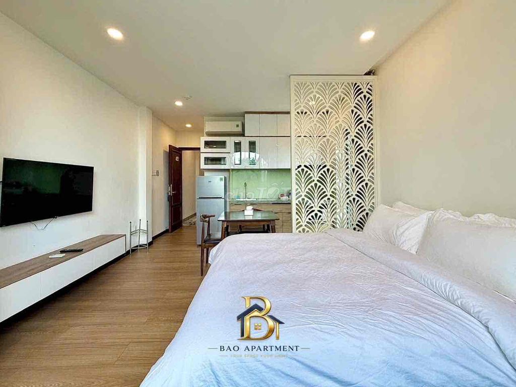 Rent the studio suite full of furniture near Tan Son Nhut Airport, Q.tb