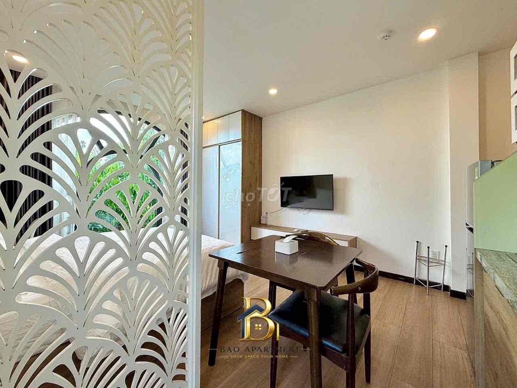 Rent the studio suite full of furniture near Tan Son Nhut Airport, Q.tb
