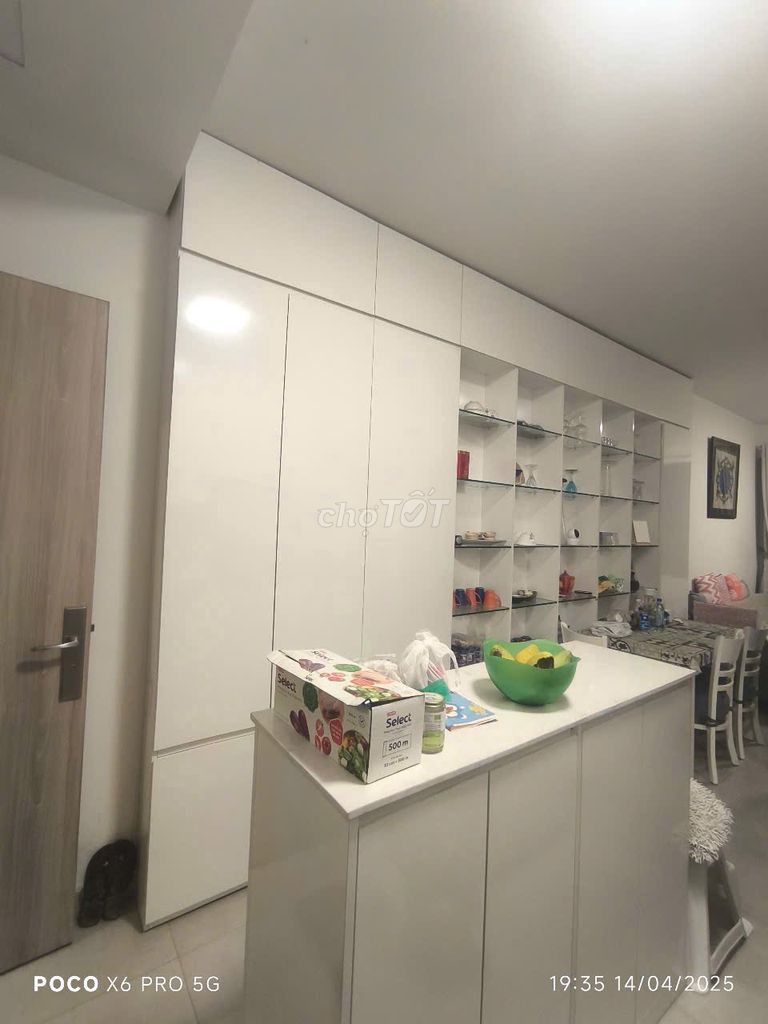 Rent two bedrooms. Two Citi Esto toilets with a new interior plus a seven million-a-month cryo.