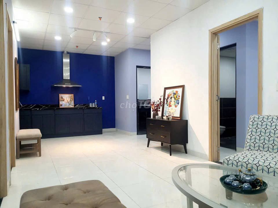 Ruby Garden apartment, Nguyễn Sỹ Sách rents three bedrooms at 11 million a month.
