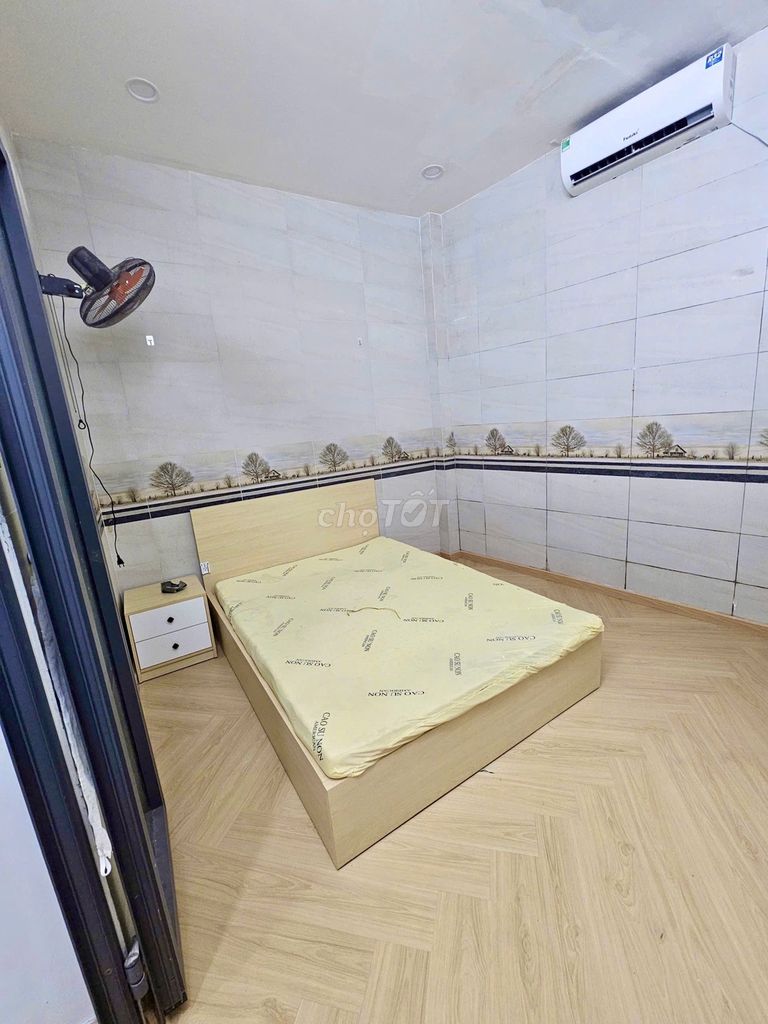 One bedroom plus one, 60 m2 Full Cook, High Level, Private Laundromat.