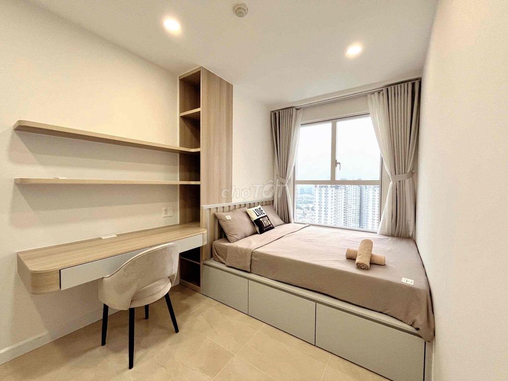 Renting Sunrise CityView District 7h: