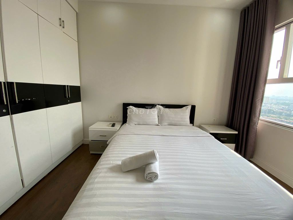 Rent Sunrise City senior apartment across from Lotte Mark of 7th.