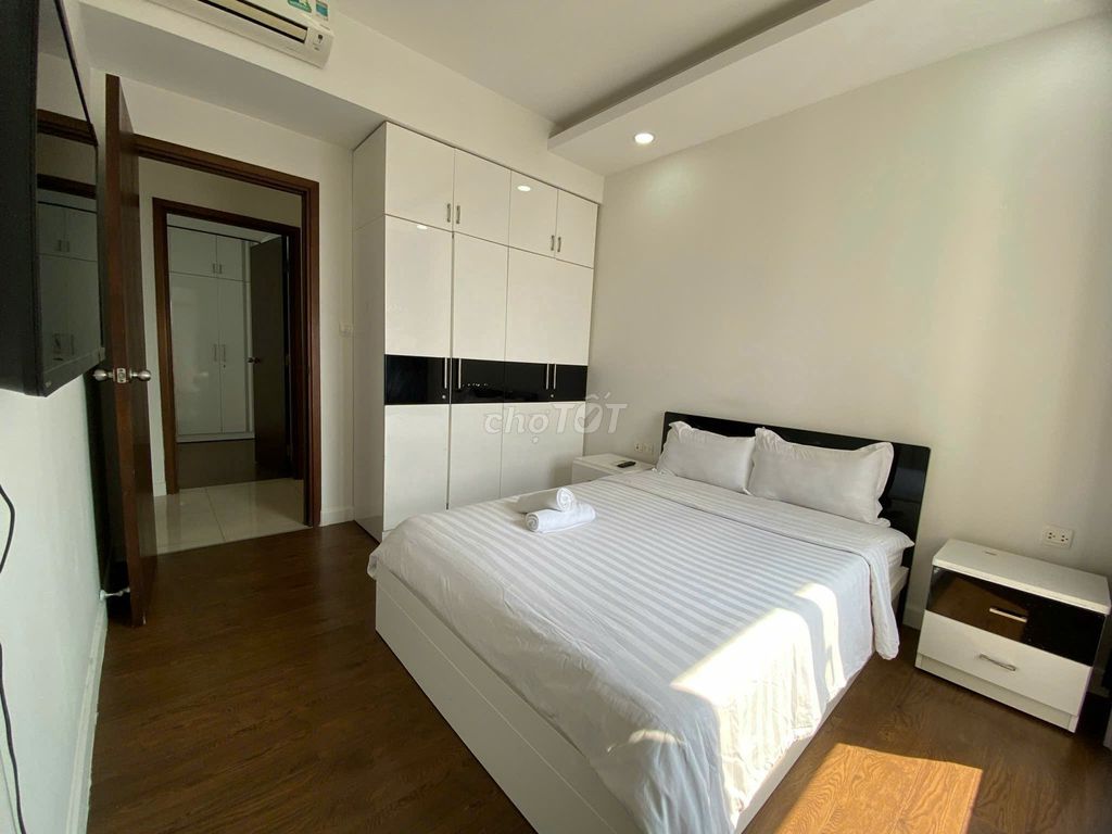 Rent Sunrise City senior apartment across from Lotte Mark of 7th.