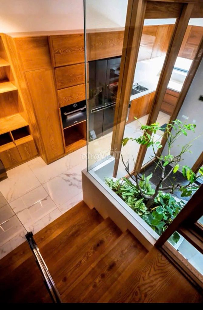 A mtkd Nguyễn Hậu-7 floors with basements and elevators - 35 million a month.