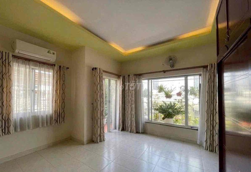 Dương Cát Lợi Nhà Bè alley house