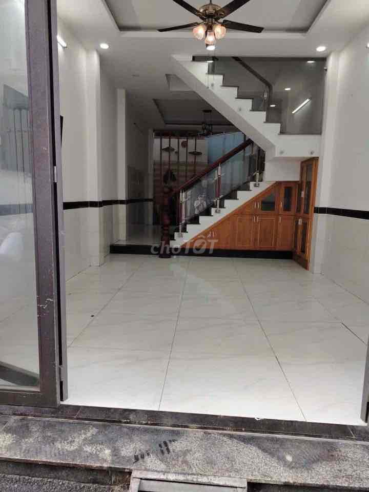 Hxt 3 4 số 28-7* 6 Gò Vấp bedroom