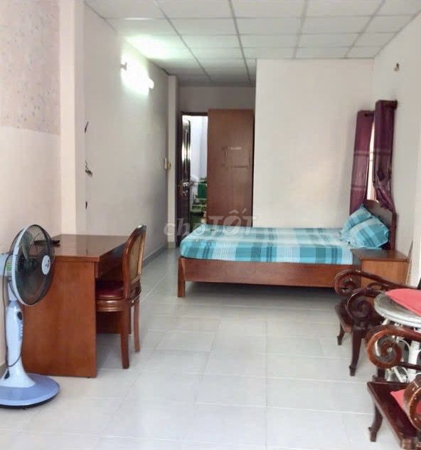 Renting the entire 1-1-Burrow Nguyễn Thị Minh Khai.