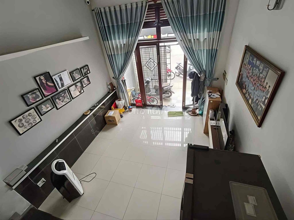 - 8 Hiệp Bình Phước 3 bedroom 3 car toilets at+ vp